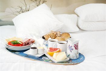 Room Service - Dining